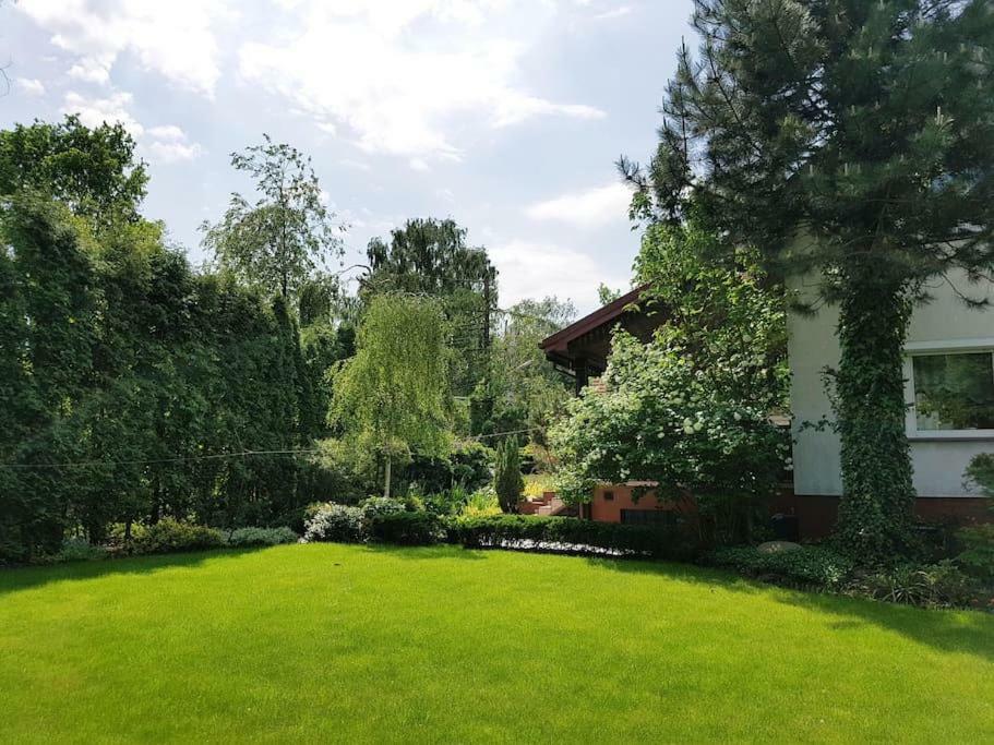 Pokój w Warszawie-Wawer Varsóvia Exterior foto